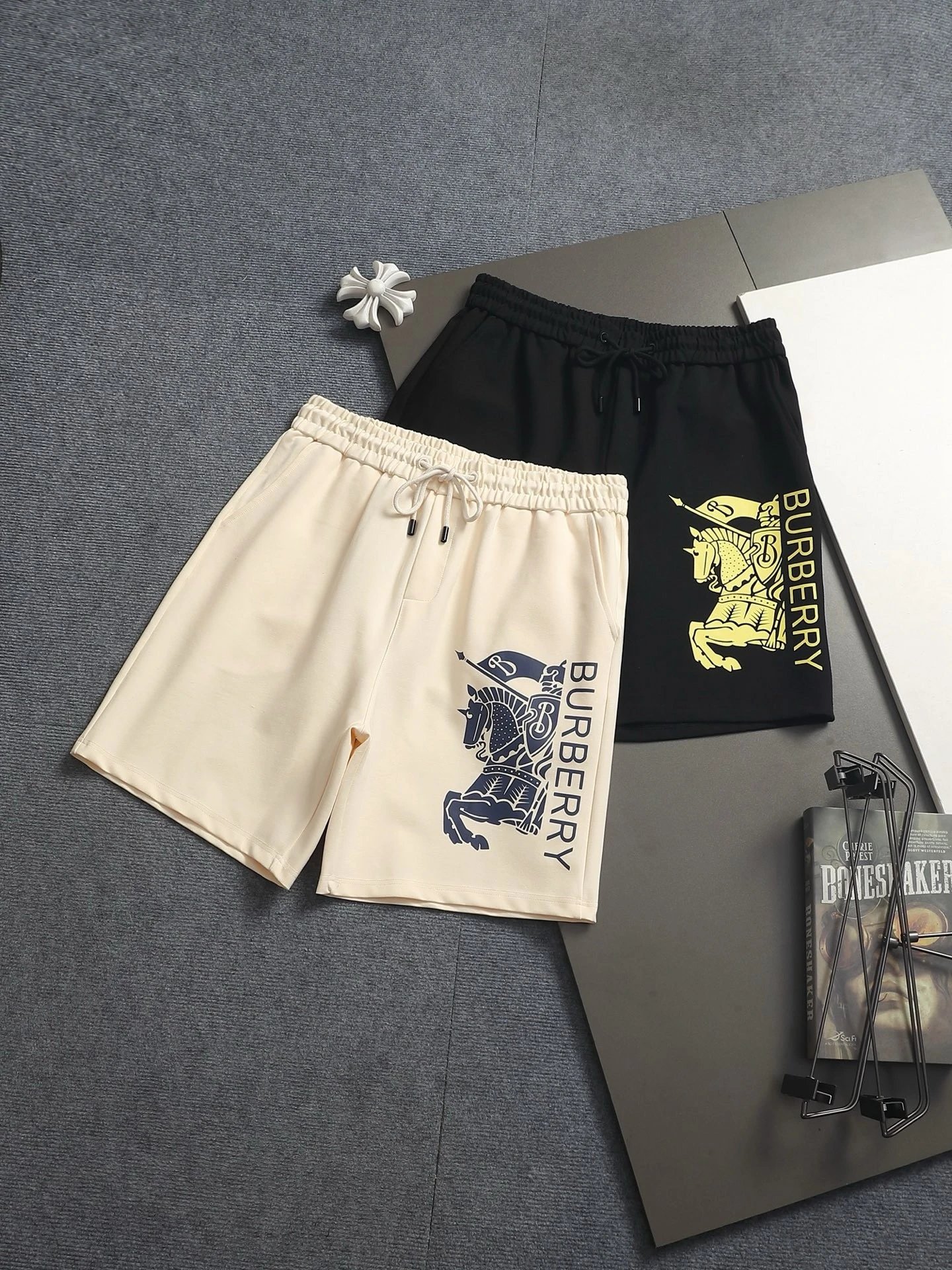 Burberry Equestrian Knight Print Casual Shorts Black and Beige