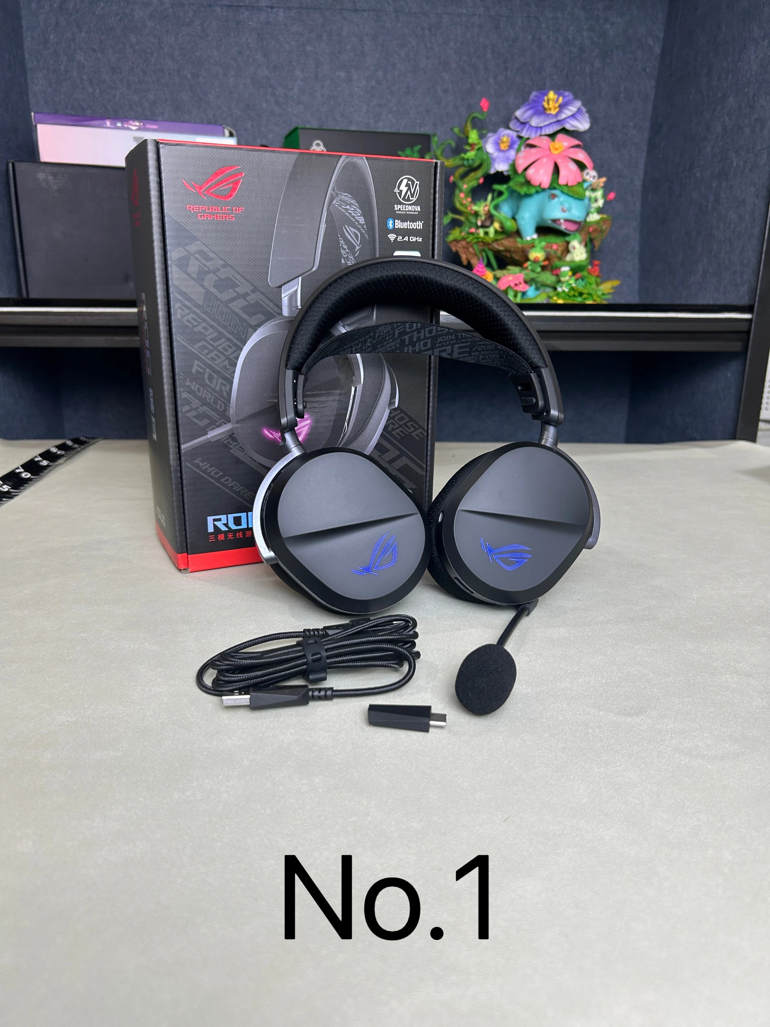 ASUS ROG Strix Go 2.4 Wireless Gaming Headset Black