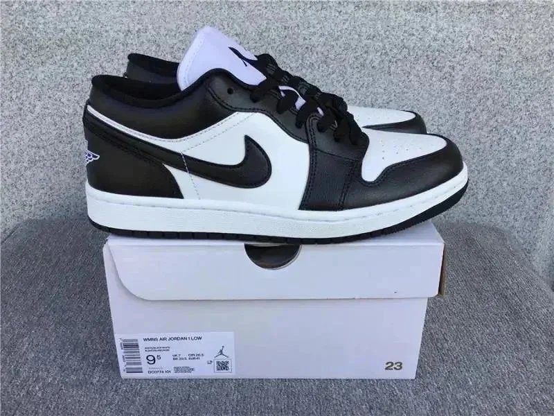 Jordan Air Jordan 1 Low Retro Sneakers Black and White