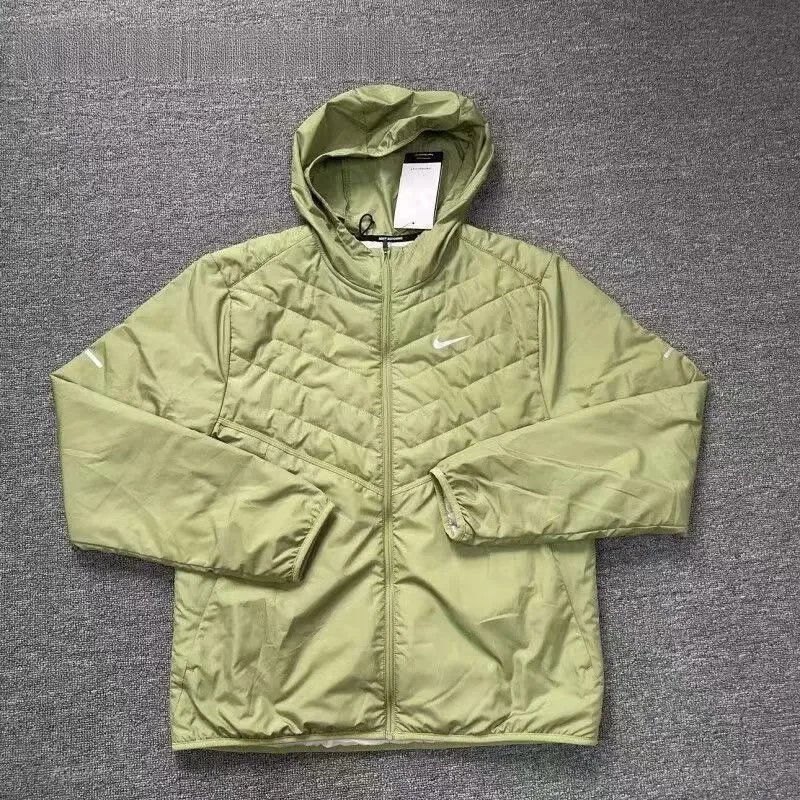 Nike Aerolayer Lightweight Running Jacket Olive