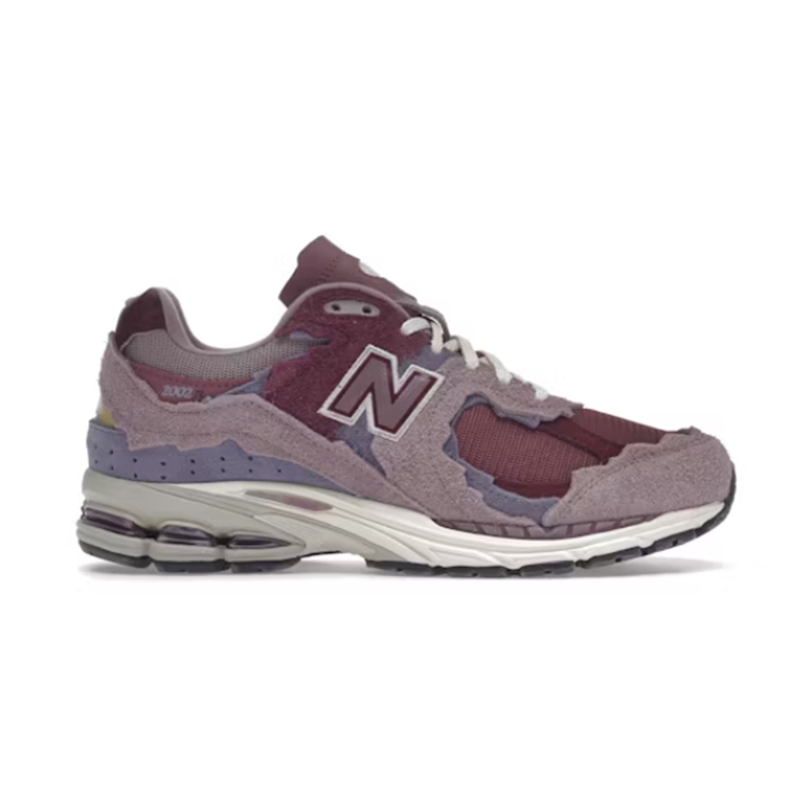 New Balance 2002R Protection Pack Chunky Sneakers Purple