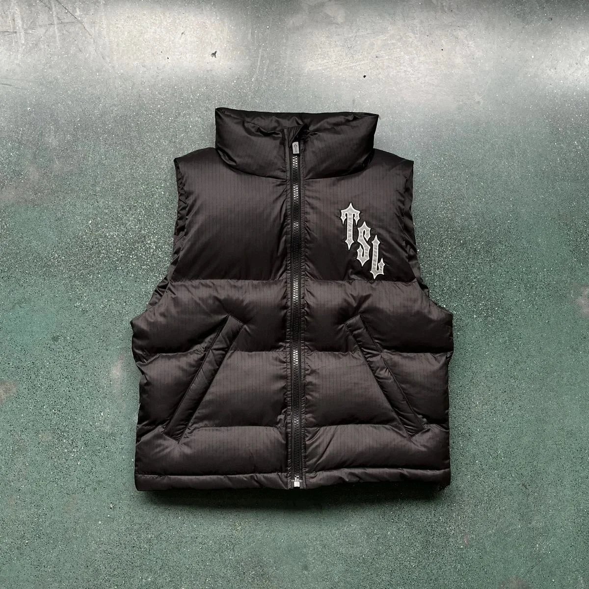 Trapstar Chenille Decoded Puffer Gilet Streetwear Vest Black