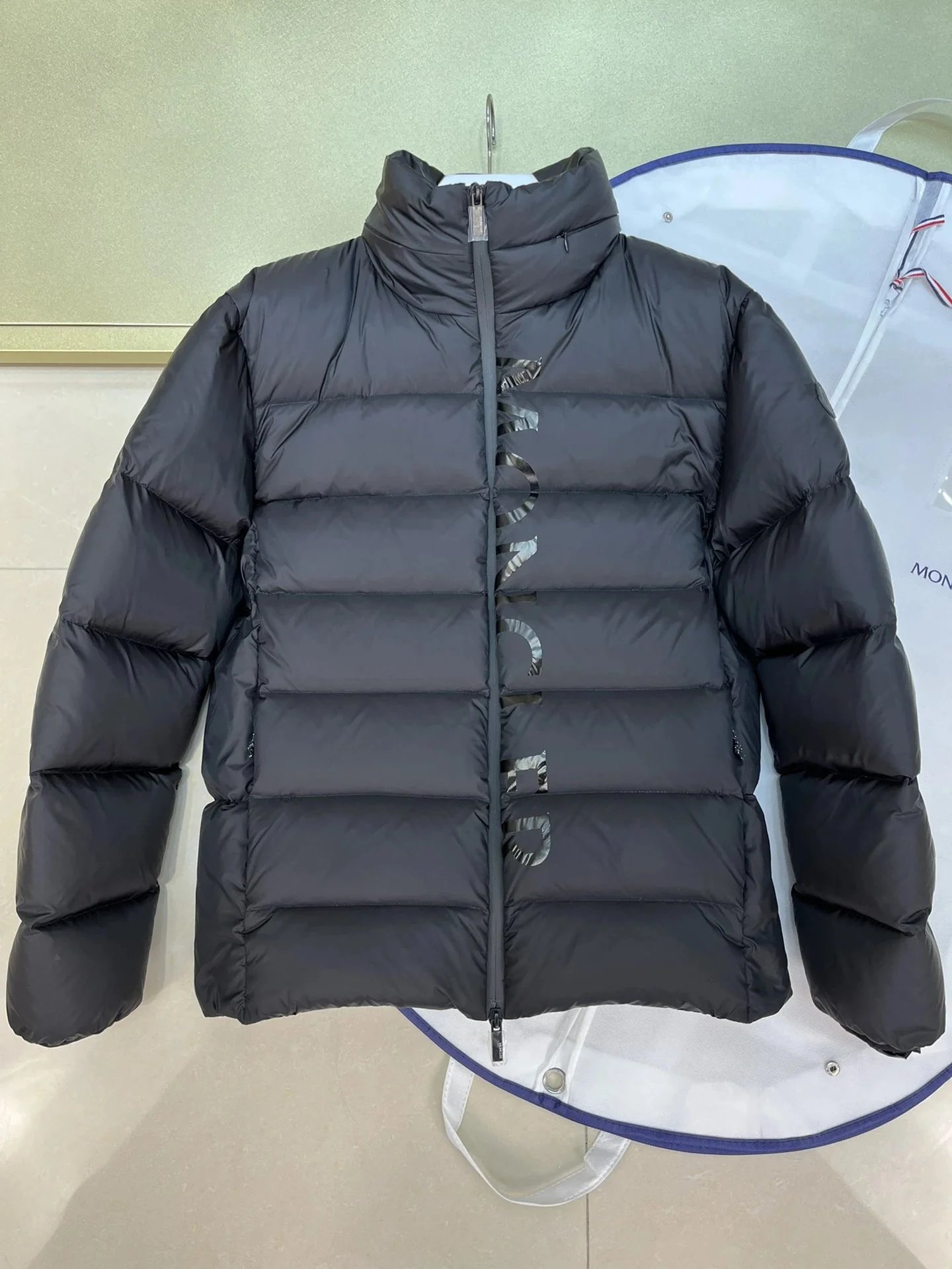 Moncler Gie Lightweight Puffer Jacket Black
