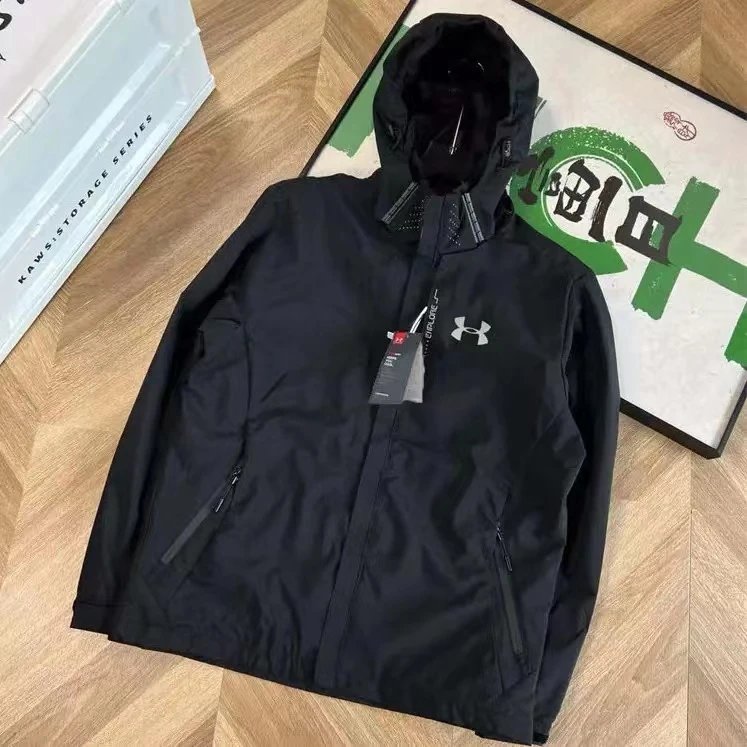 Under Armour UA Windbreaker Lightweight Sporty Jacket Black